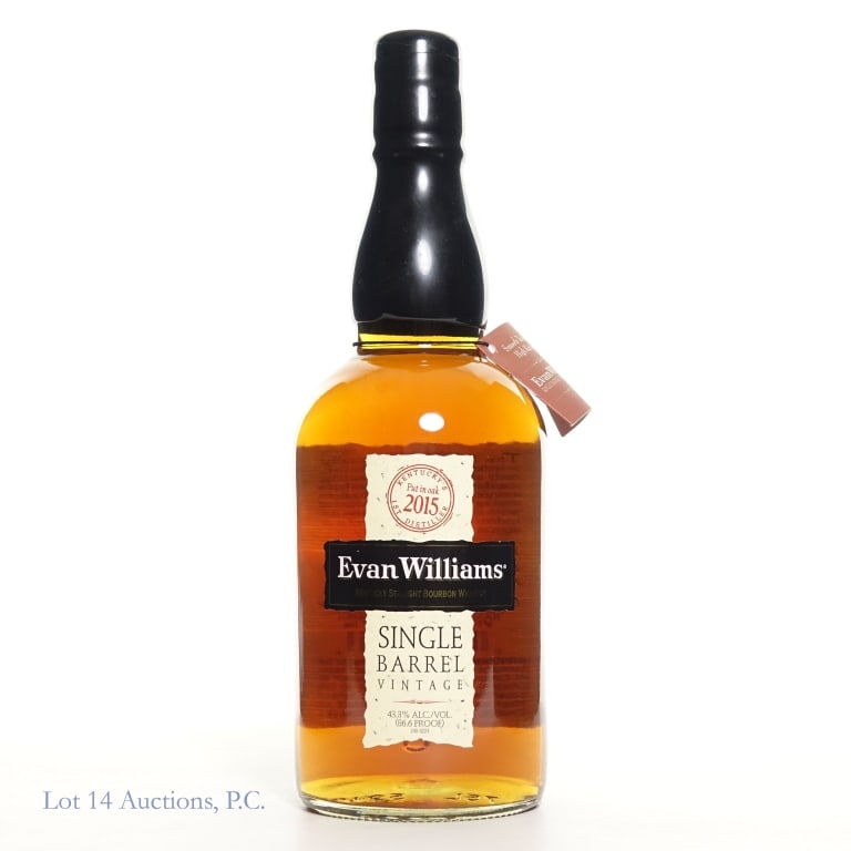 Evan Williams Single Barrel Vintage Bourbon 2024 (1 of 4)