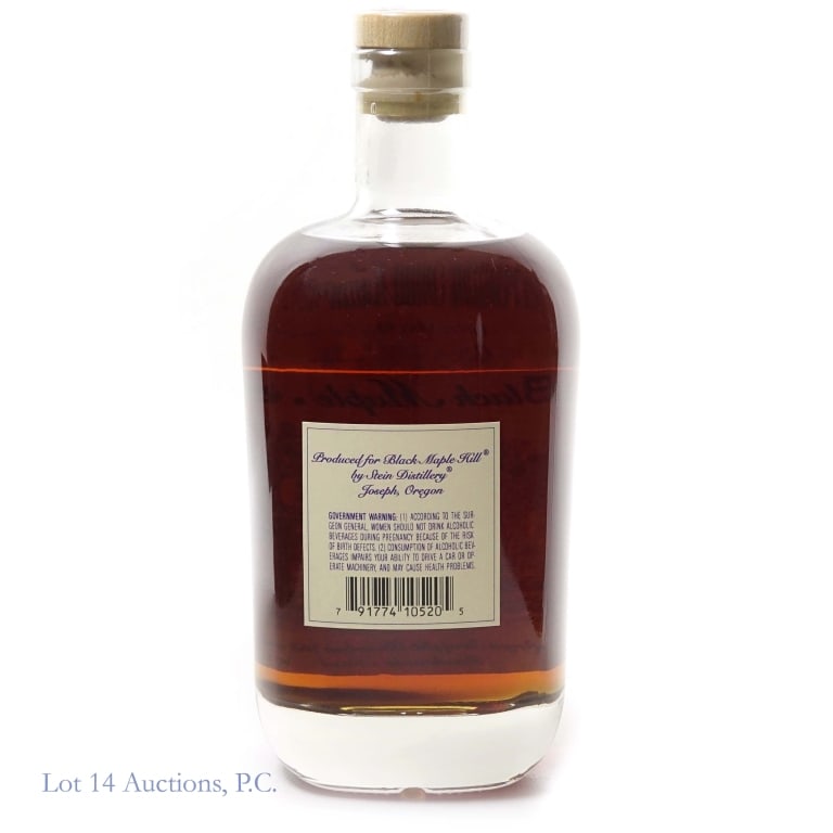 Black Maple Hill Small Batch Bourbon - 2