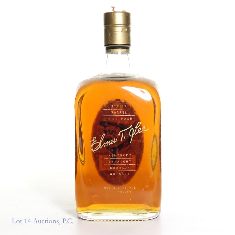 Elmer T. Lee Single Barrel Bourbon 2016: Elmer T. Lee 2016 single barrel sour mash Kentucky straight bourbon whiskey. 90 Proof. 750ml. Etch: B1610217:31K.