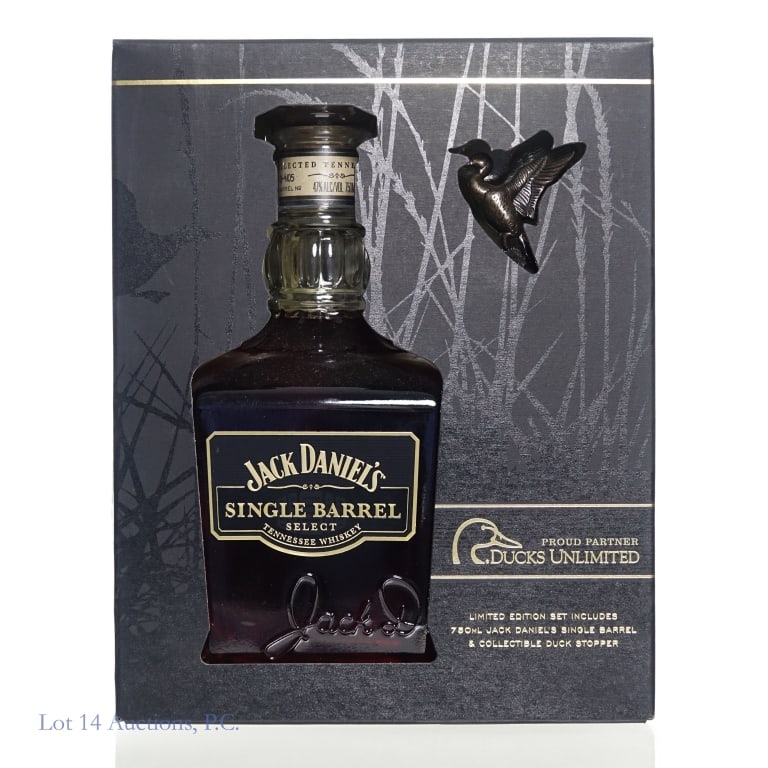 Jack Daniel's SB Select Ducks Unlimited Gift Set: Jack Daniel's Single Barrel Select Ducks Unlimited Tennessee Whiskey (2013), 94 Proof, 750 ml. Bottled: 07-19-13, Barrel #13-4105. Set includes a bottle and a limited edition Ducks Unlimited