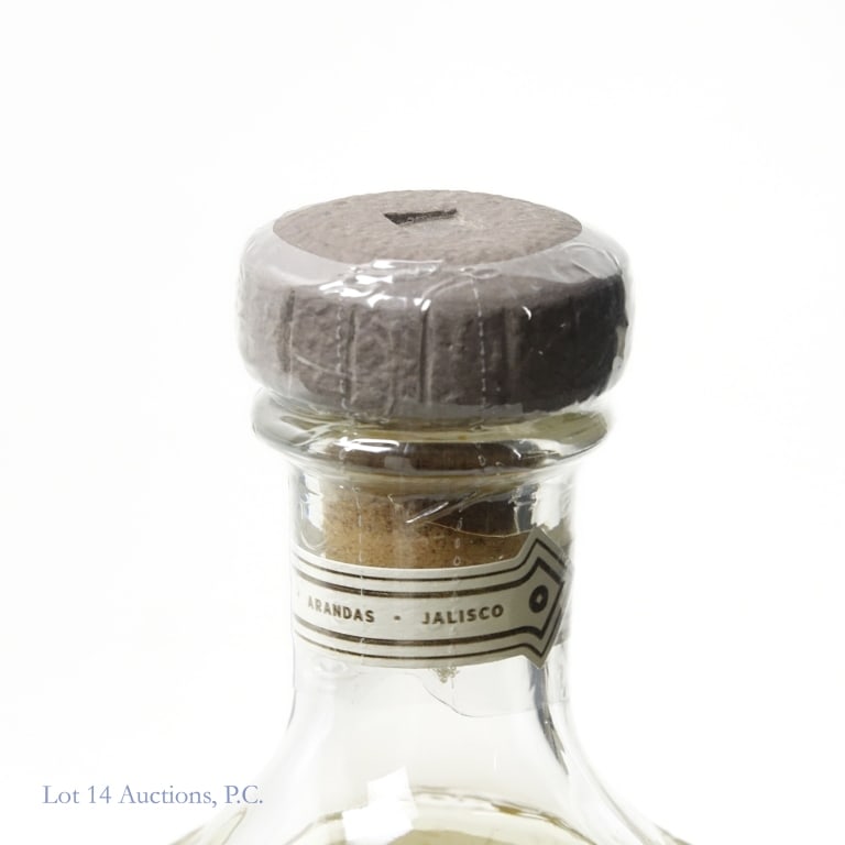 El Tesoro Anejo Tequila - 4