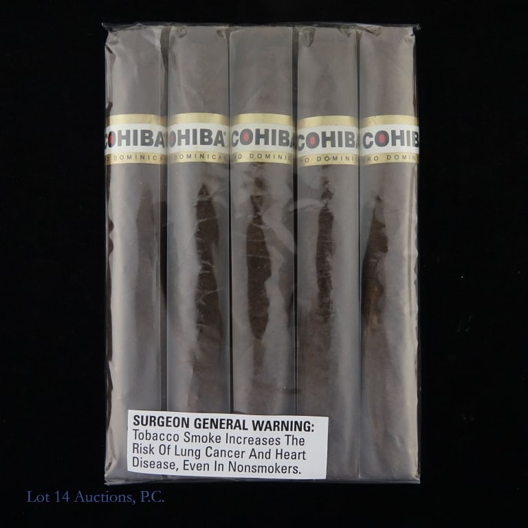 Cohiba Puro Dominicana Robusto Cigars (5 Pack): Five (5) pack Cohiba Puro Dominicana Robusto cigars 5.5" x 50 ring.