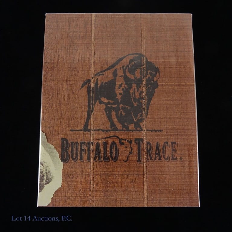 Buffalo Trace Robusto Cigars (20 Count Box): Twenty (20) count box Buffalo Trace Robusto cigars 5" x 49 ring.