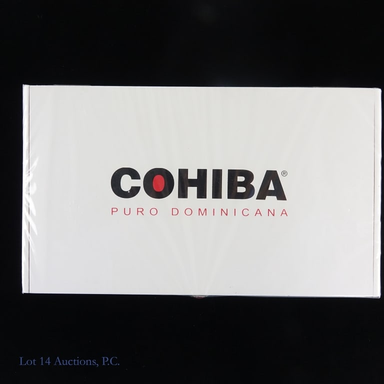 Cohiba Dominicana Toro Churchill (25 Ct Box): Twenty five (25) count box Cohiba Dominicana Toro Churchill cigars 6" x 54 ring.