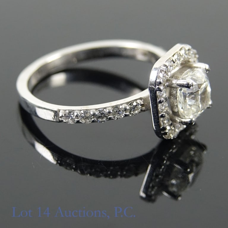 14k W Gold Diamond Ring - 4