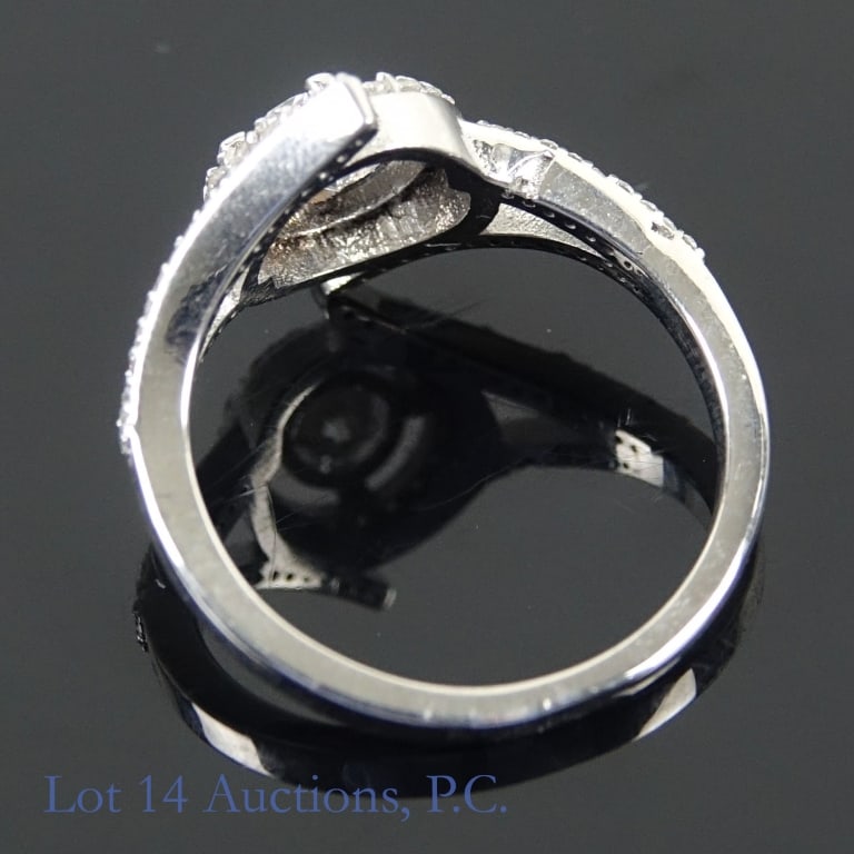 14k W Gold Diamond Ring - 5