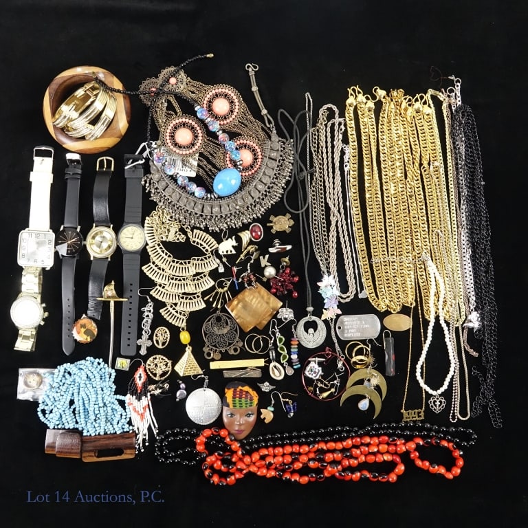 Fashion / Costume Jewelry Collection (3.46lbs): Fashion / costume jewelry collection - necklaces, earrings, cuffs, watches, pins, broches. Approximately 3.46lbs. See photos for details.