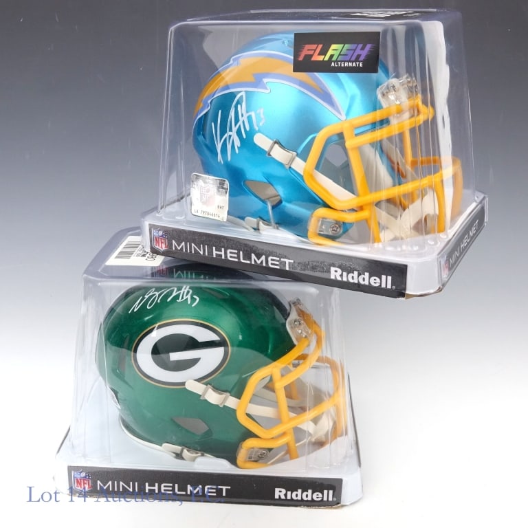 D Adams & K Allen Signed Mini Helmets Beckett: Davante Adams signed Packers mini helmet. Beckett Witnessed on 12/21/21 in Green Bay, WI. Beckett COA #WS60361. Box cracked along the edge ****** Keenan Allen signed Chargers mini helmet. 