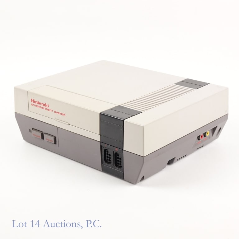 Nintendo NES Console & Games (5) - 2