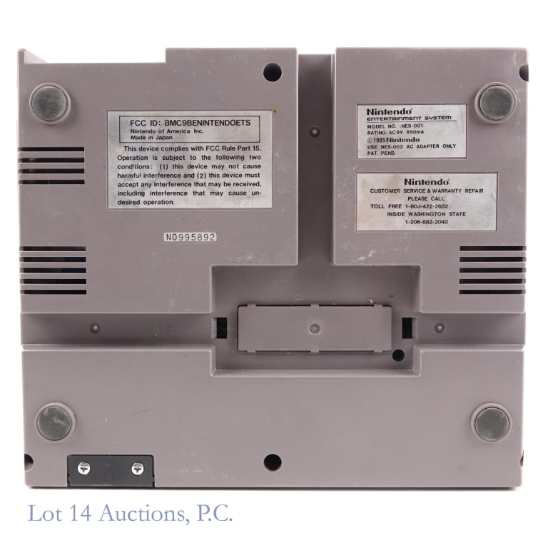 Nintendo NES Console & Games (5) - 5