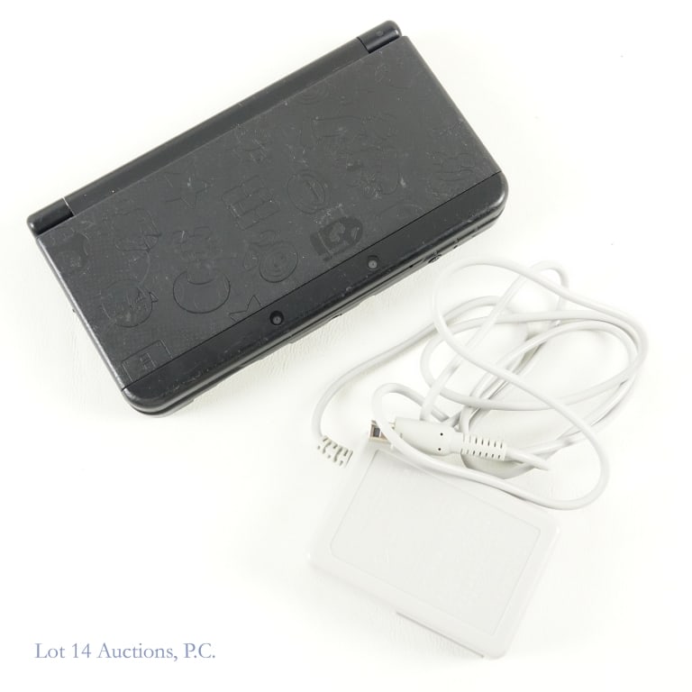 Nintendo New 3DS Mario Black Friday Console T+W: Nintendo New 3DS Mario Black Friday special edition console. Aftermarket charger included. Tested and working per consigner.