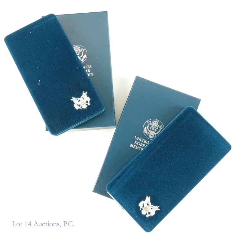 1991-P USA 90%-Silver Korean War Com. $1, 2: Two (2) 1991-P United States Korean War Memorial silver commemorative dollars (Philadelphia Mint) in OGP. Metal is 90% silver with lot's estimated actual silver weight of 1.5 troy ounces. *** Lot 14 A