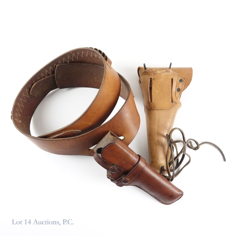 Leather Hunter Belt Holster, 1944 US Army Holster: Vintage Hunter leather belt with pistol holster stamped 158 40 - 45. Good overall condition ** Milwaukee Saddlery Co. 1944 US Army pistol holster. Very good overall condition.