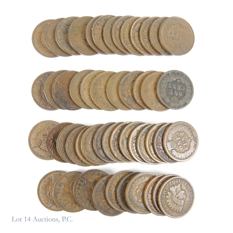 1880 - 1908 US Indian Head Cents (52): Fifty-two (52) United States copper Indian head cents in plastic coin roll holder. Per consigner, date ranges 1880 - 1908. *** Lot 14 Auctions is not a professional numismatic grading agency.