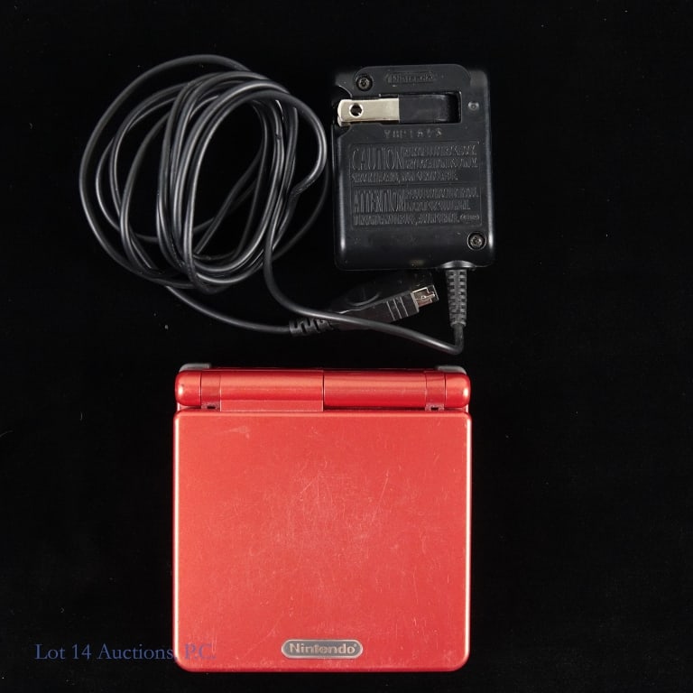Nintendo Game Boy Adv SP System - Red (T&W) (1 of 5)