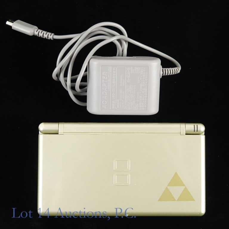 Nintendo DS Lite Gold Zelda System (T & W) (1 of 5)