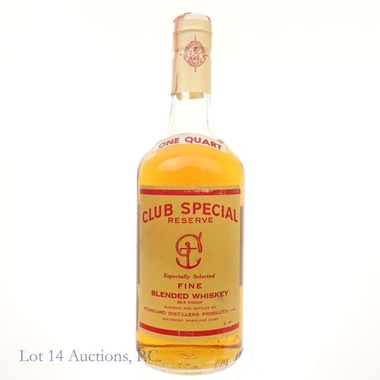 60s/70s Club Special Reserve Blended Whiskey (1 of 3)