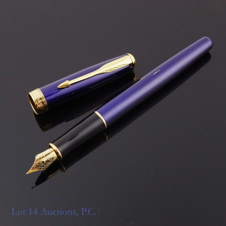 Parker Sonnet Blue Lacquered Fountain Pen 18K Nib (1 of 4)