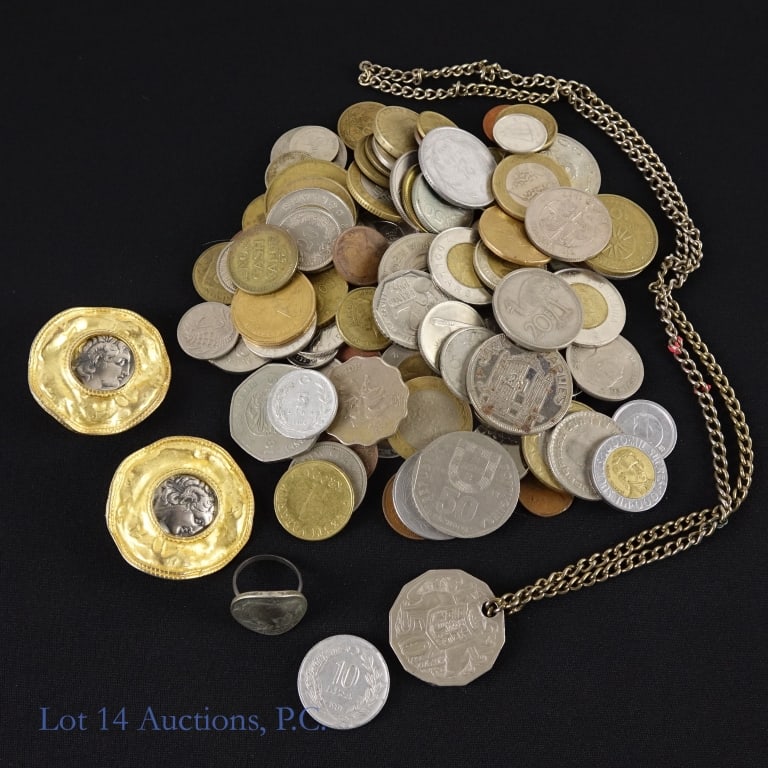 World Coins in Coin Purse (Approx. 1 Lbs 10 Oz) (1 of 4)