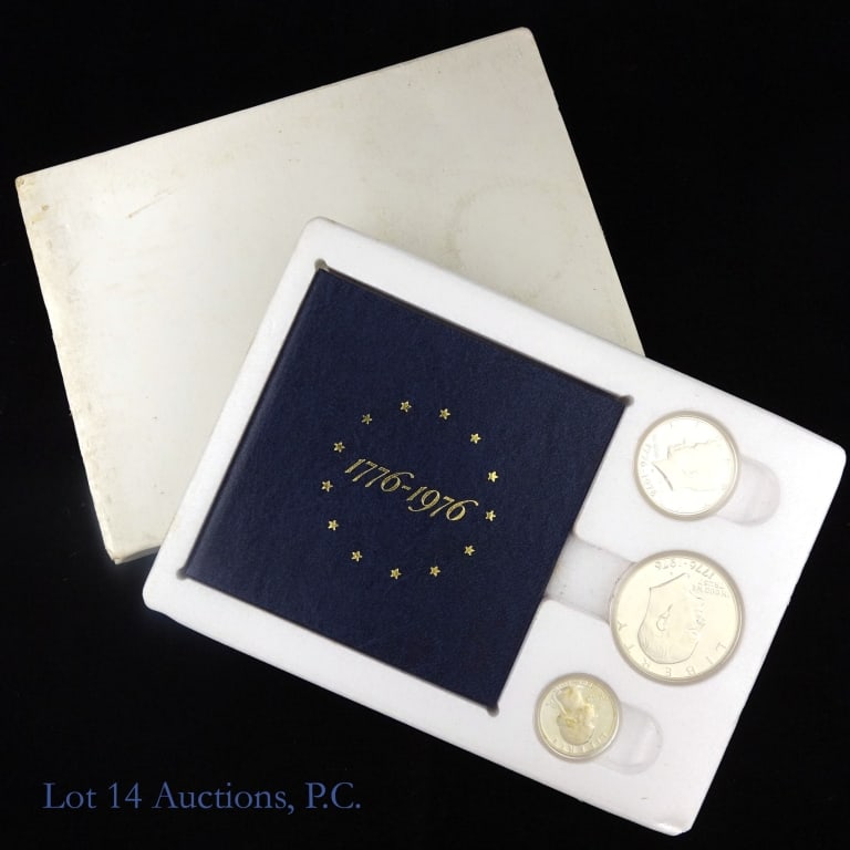 1976-S US 40%-Silver 3-Coin Proof Set in OGP: 1776-1976-S United States Bicentennial silver proof 3-coin set (San Francisco Mint) in OGP. Metal is 40% silver with lot actual silver weight of 0.5379 troy ounces. Greysheet retail price guide value 