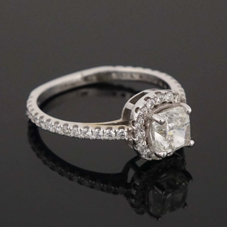 14k White Gold Diamond Engagement Ring w/ ID: Size 6 classic engagement style ring made with 14k white gold, decorated with diamonds (1.01 ct center stone, 0.60 cttw side stones). Total weight of ring is approximately 2.09g. Identification / appr
