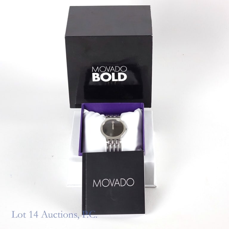 Movado Esperanza Wrist Watch 32mm: Movado Esperanza wrist watch. Stainless steel case and bracelet. Black dial. Case diameter approximately 32.5mm. Watch battery exhausted and needs to be replaced. Box from a different Movado watch is