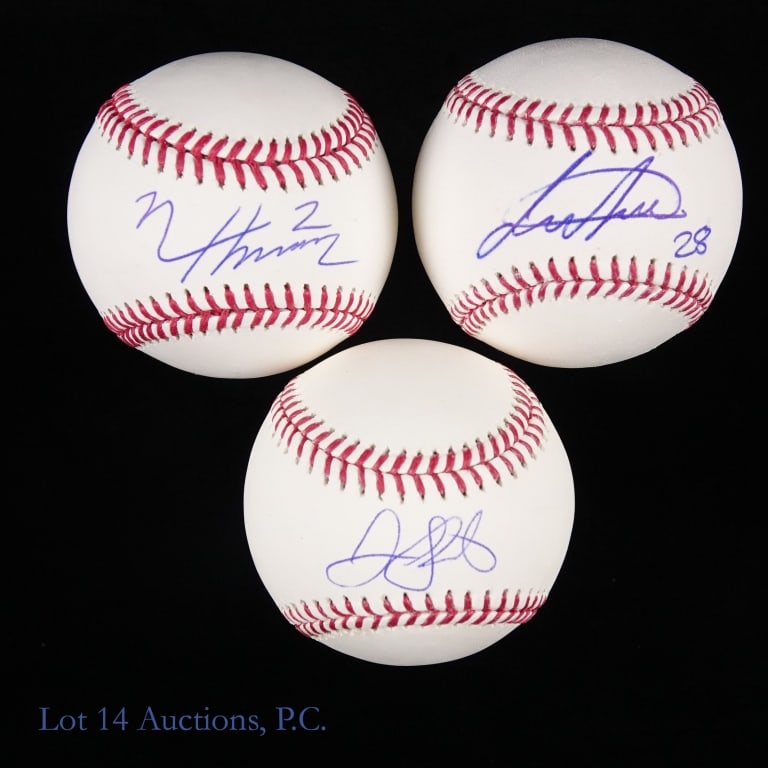 10 Baseballs Signed By Unknown Players - 4