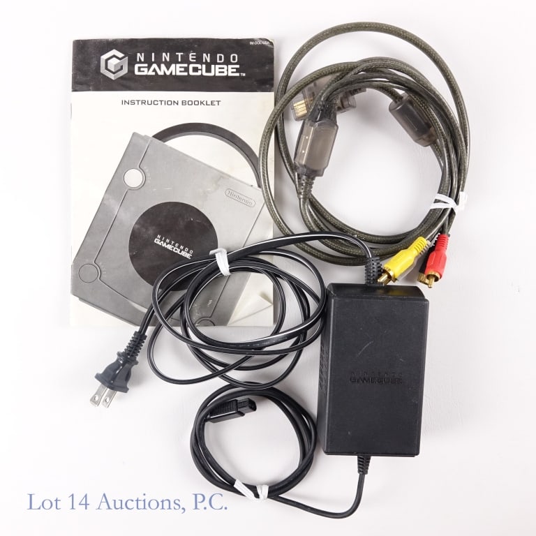 Nintendo GameCube Console With Accessories - 3