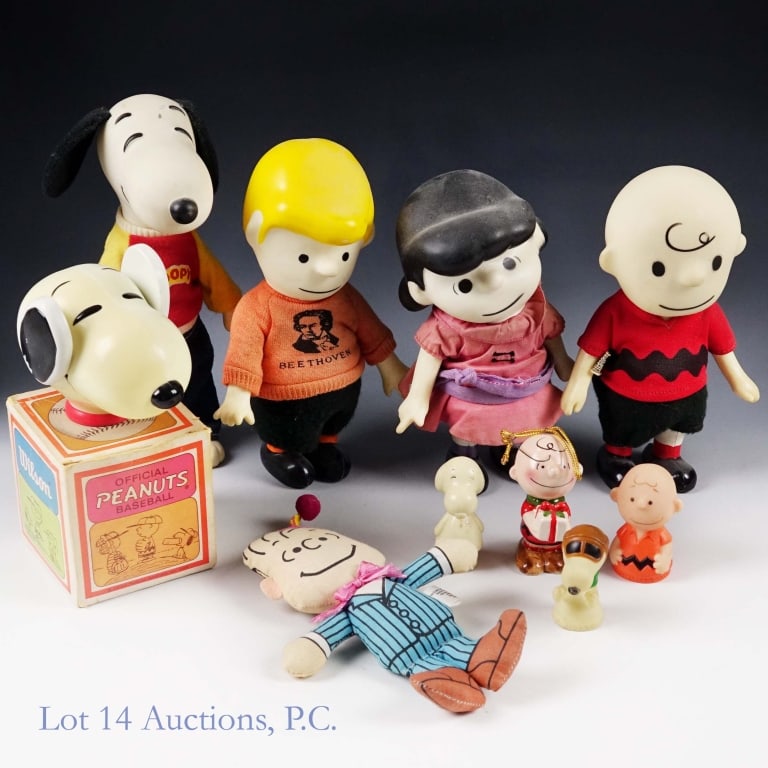 Peanuts Charlie Brown Snoopy Schulz Vintage Lot: Collection of vintage Peanuts, Charlie Brown, Snoopy and More. Wilson Peanuts baseball in box. UFS Snoopy (head) with 8 comic scenes in window. 3 Charlie Brown figures: Pocket Dolls 7" figure made in