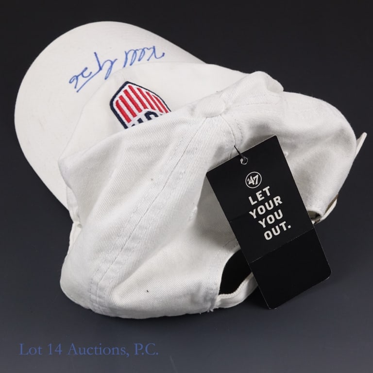 Kendall Coyne Signed Puck & Cap "AS IS" - 3