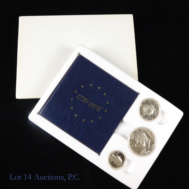 1976-S US 40%-Silver 3-Coin Proof Set in OGP: 1776-1976-S United States Bicentennial silver proof 3-coin set (San Francisco Mint) in OGP. Metal is 40% silver with lot actual silver weight of 0.5379 troy ounces. Greysheet retail price guide value 