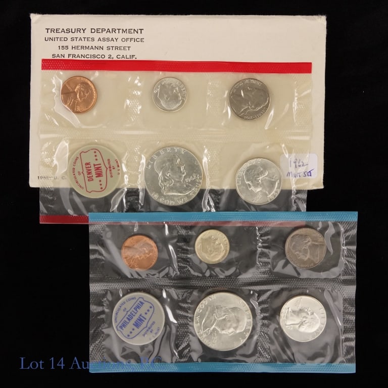 1962 P,D US 90%-Silver Unc. 10-Coin Mint Set: 1962 P, D United States 90%-silver uncirculated 10-coin mint set (Philadelphia, Denver Mints) in original blister packs and govt packaging (five coins from each mint), envelope worn with tear.