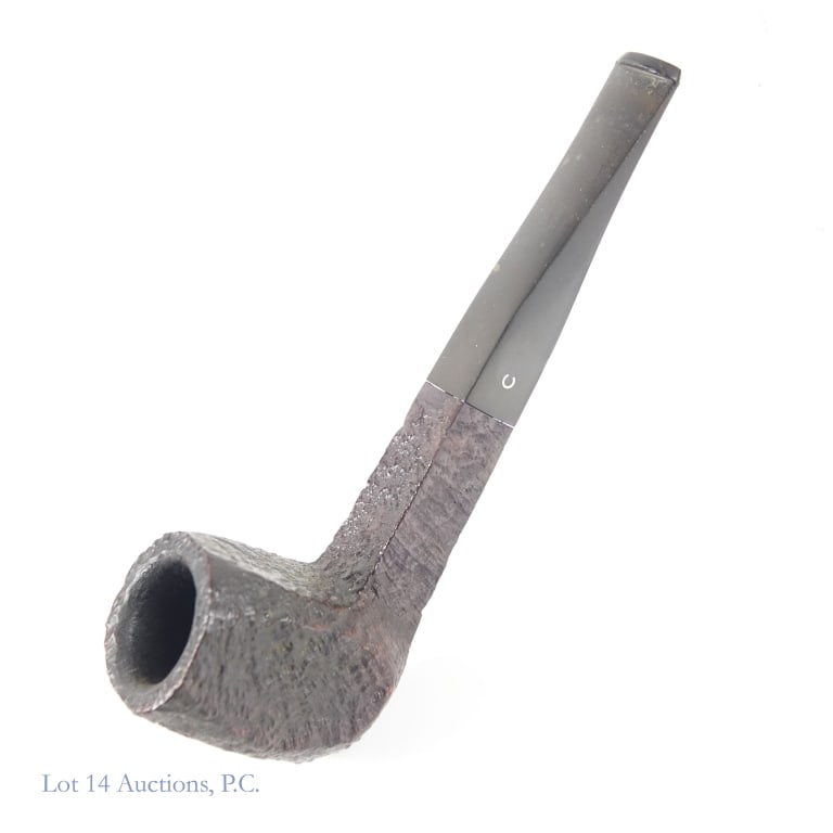 Comoy's Sandblast 363 Tobacco Pipe: Comoy's Sandblast 363 Tobacco Pipe. A seasoned tobacco pipe with markings: Comoy's over Sandblast over Made in London over England; 363; C (stem). L - 5". Light chatter. See photos for more details on