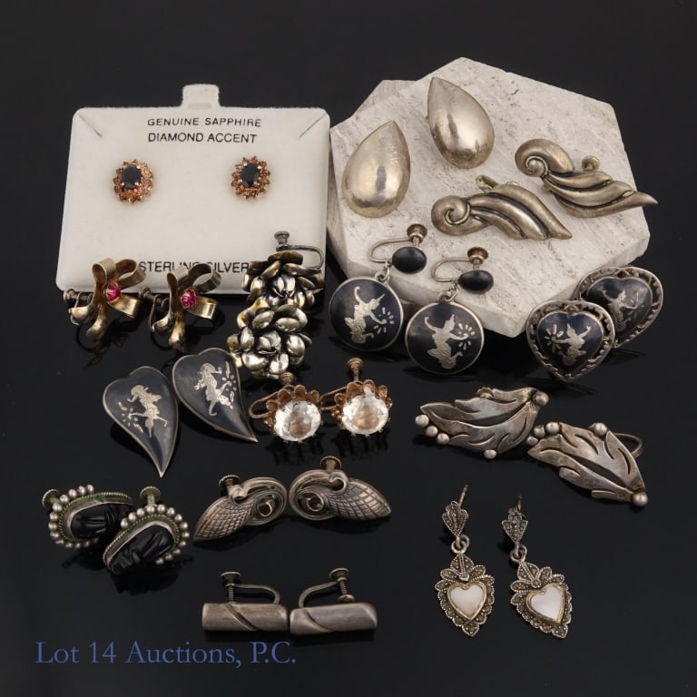Sterling Silver Earrings (14): Fourteen (14) pairs of sterling silver earrings. Approximately 96.81 g - 3.11 ozt total weight.