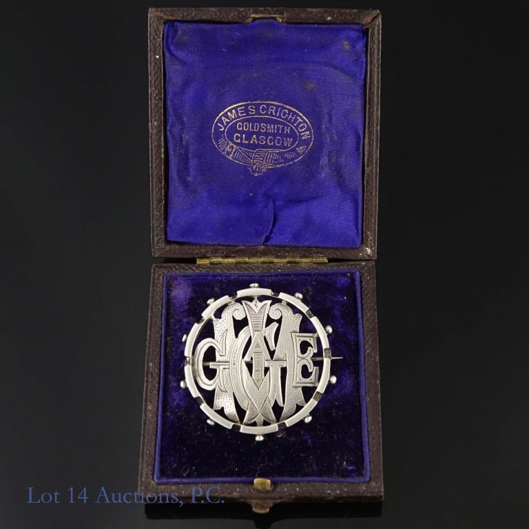 Maggie Sterling Silver Name Brooch, 19 C. Scotland: Sterling silver pin "Maggie" in original James Crichton, Glasgow goldsmith case. Tests at 92.5% silver, approximately 40mm (1.6"), 8.6g (0.28 ozt). No hallmarks, signatures or damage observed.