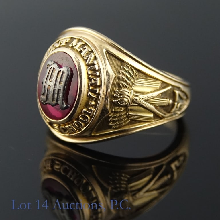 1957 10k Gold Vintage Class Ring (1 of 6)