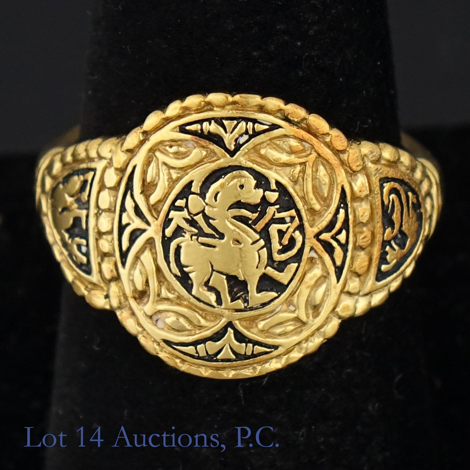 22k(?) Yellow Gold Ring - 4