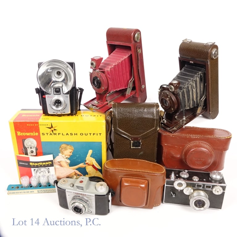 Vintage Cameras Kodak And Argus (4+1) (1 of 20)