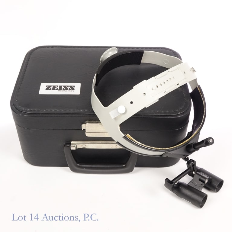 Zeiss EyeMag Pro S Medical Loupes (1 of 8)