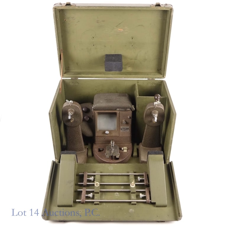 Bell & Howell AN - 1 Film Editor (1 of 16)