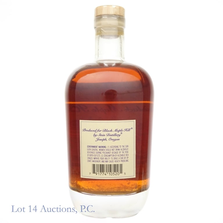 Black Maple Hill Premium Sm Batch Bourbon - 2