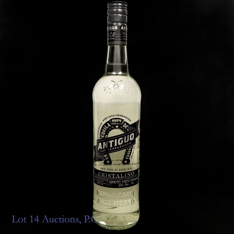 Herradura Antiguo Cristalino Reposado Tequila (1 of 2)