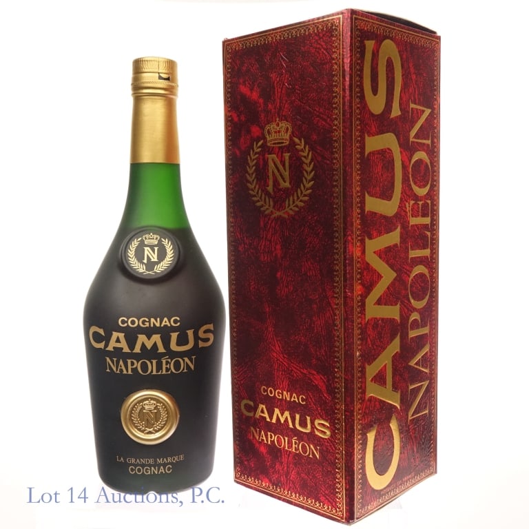 Camus Napoleon Cognac: Camus Napoleon Cognac with box. Bottle no. 140392Fill is at top of the "N" seal. There is no english on the bottle, and the moulding indicates .7L (700ml). No ABV observed.