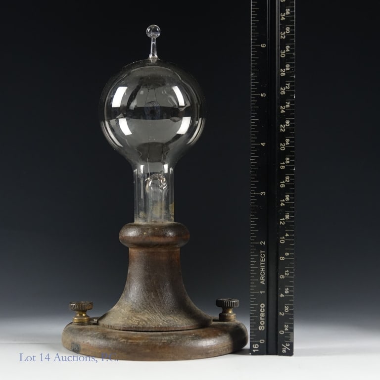 Edison Light Bulb (?) - 3