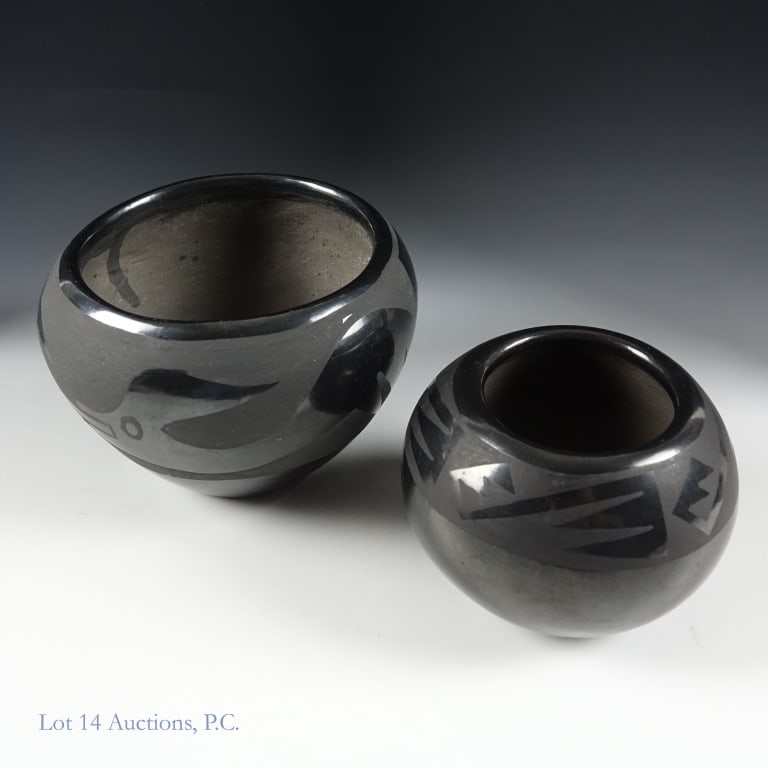 Pair of Blackware Pueblo Pots (Gutierrez, Tafoya) (1 of 7)