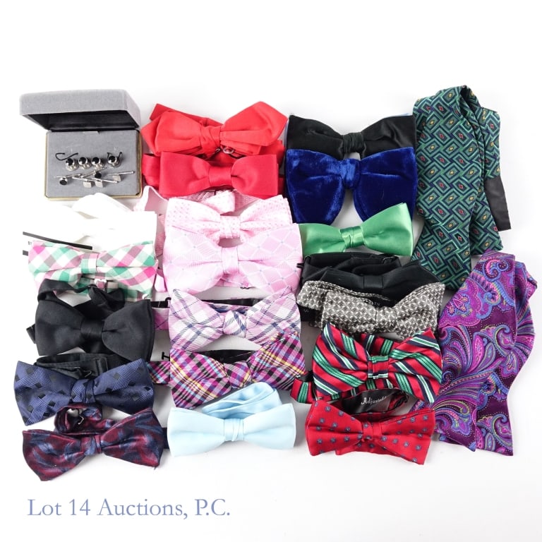 Cummerbund and Bow Tie Lot (1 of 5)