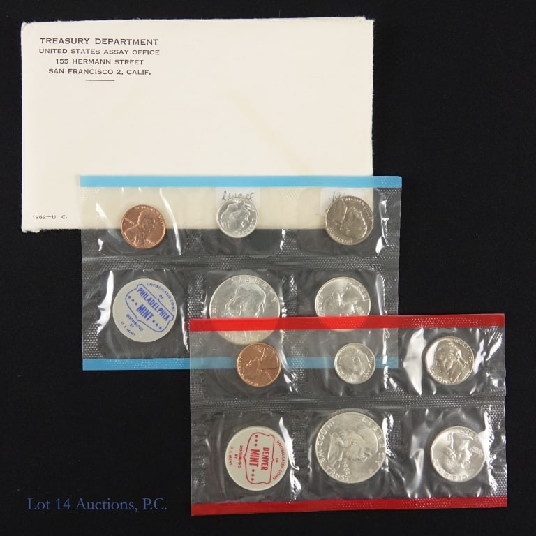 1962 (P) SA Silver 10-Coin Mint Set in OGP: 1962 P, D United States 90%-silver uncirculated 10-coin mint set (Philadelphia, Denver Mints) in original blister packs and govt packaging (five coins from each mint). MINTAGE IS 385,285. Total ASW is
