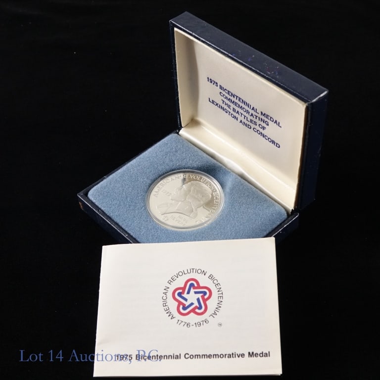 1975 92.5% Silver Revere AR Bicent. Medal: 1975 American Revolution Bicentennial Paul Revere silver medal (Philadelphia Mint) in OGP with COA. Designer Margaret Grigor. Metal is 92.5% silver, weighs 31.1 grams (ASW 0.925 ozt.) and diameter 38.