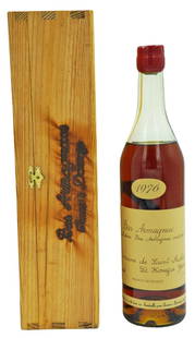 Vintage 1976 Francis Darroze 70cl Bas Armagnac: Vintage 1976 Francis Darroze 70CL Bas Armagnac sealed bottle. Comes with original fitted wooden box. Bottle: 12-1/2" Tall. Box: 13-1/2" L x 4" W x 3-1/2" H. Provenance - Private Estate Collection: