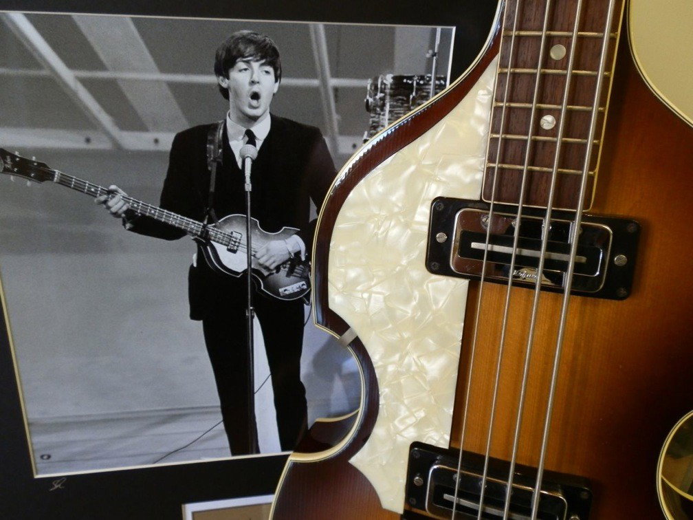 Paul McCartney Violin Hofner Bass '66 used by Paul - 2
